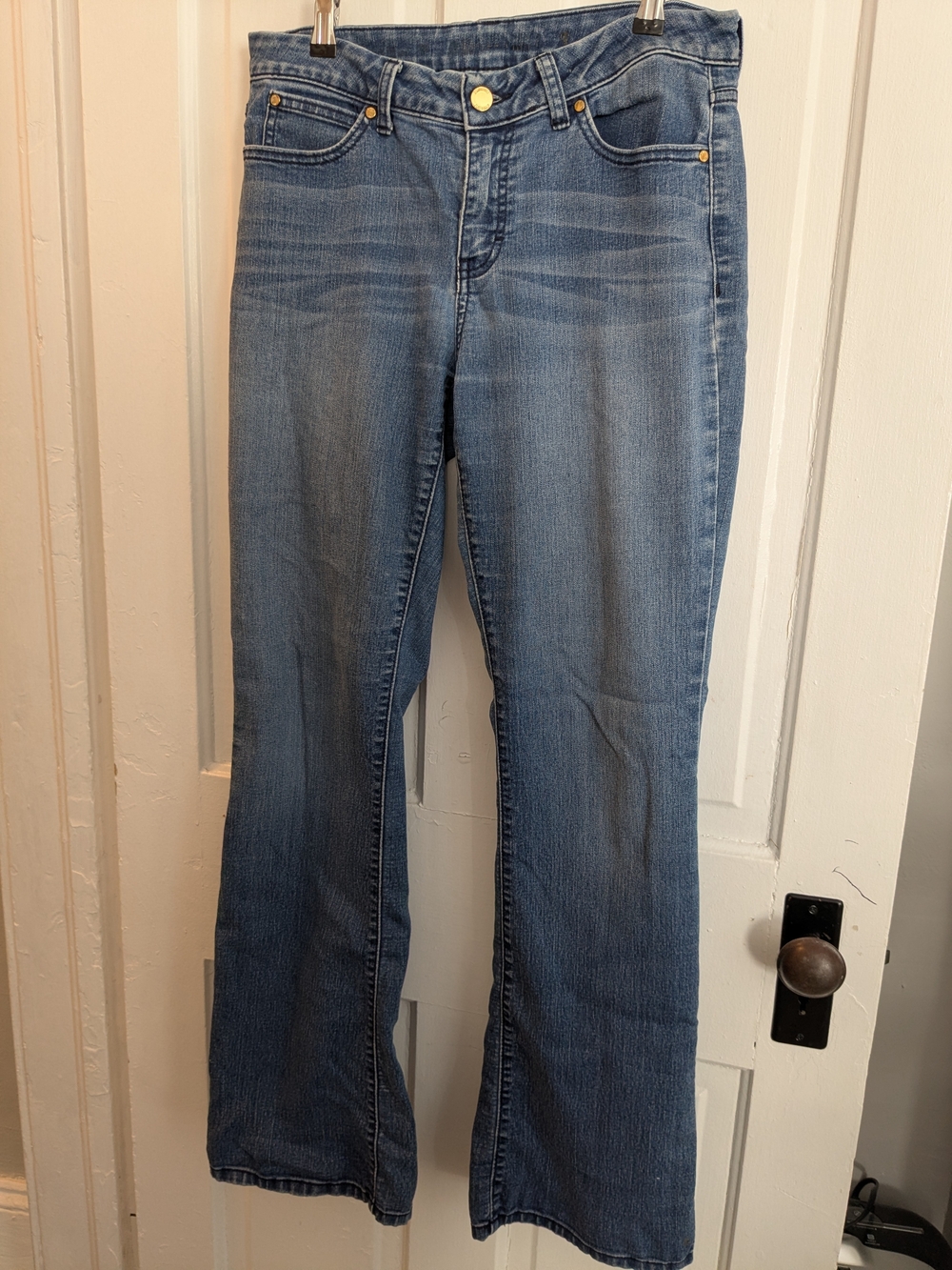 Jennifer Lopez Medium Wash Bootcut Jeans